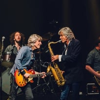 The Dire Straits Experience