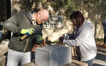 Démonstrations de taille de pierre