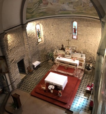 Découvrez l'évolution du patrimoine religieux d'un village médiéval