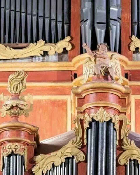 Découvrez l'église de Saint-Chinian en visite libre