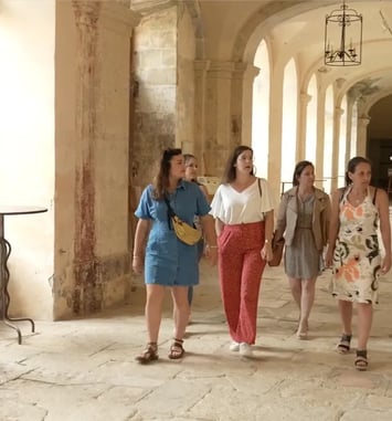 Visite libre et documentée du Château Abbaye de Cassan
