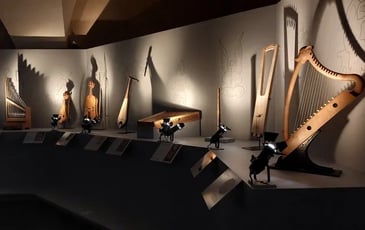 Instruments de musique anciens à l'hôtel de Varennes