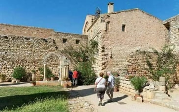 Venez découvrir la spectaculaire renaissance d'une abbaye oubliée