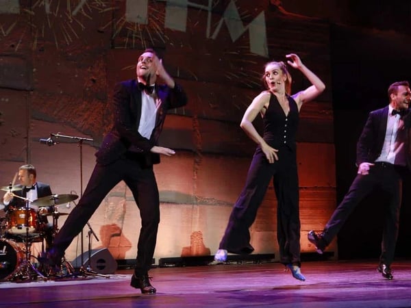 Broadway Rythm