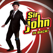 Sir John is Back ! Comédie d’aventure et d’action visuelle et sonore