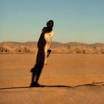 La Mouche et Maia Flore : Le Jeu du Je