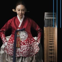À la cour de Corée Yoon Jeong Heo: Masterful Harmony