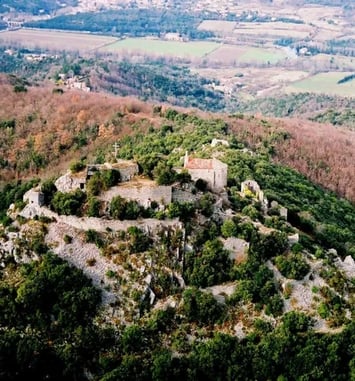 Visite guidée des vestiges du château de St-Michel de Mourcairol