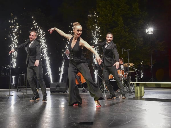 Broadway Rythm